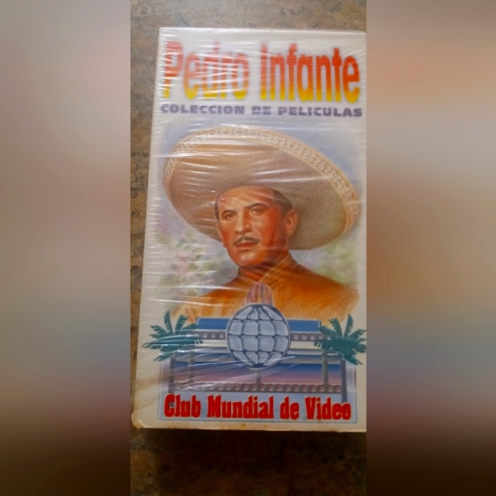 Pedro Infante Coleccion de Peliculas — DVD Collection in Orange and Cream